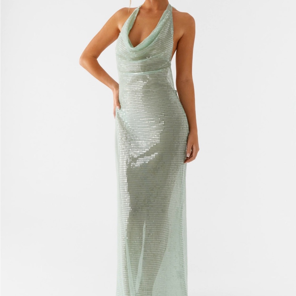 Elegant Sequin Halter Dress - Mint Green